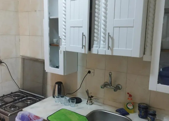 Criss Hostel- Center Sarm es-Sejk